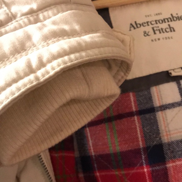 Abercrombie & Fitch Coat - Fur Lined Hood - Size L - Picture 7 of 8